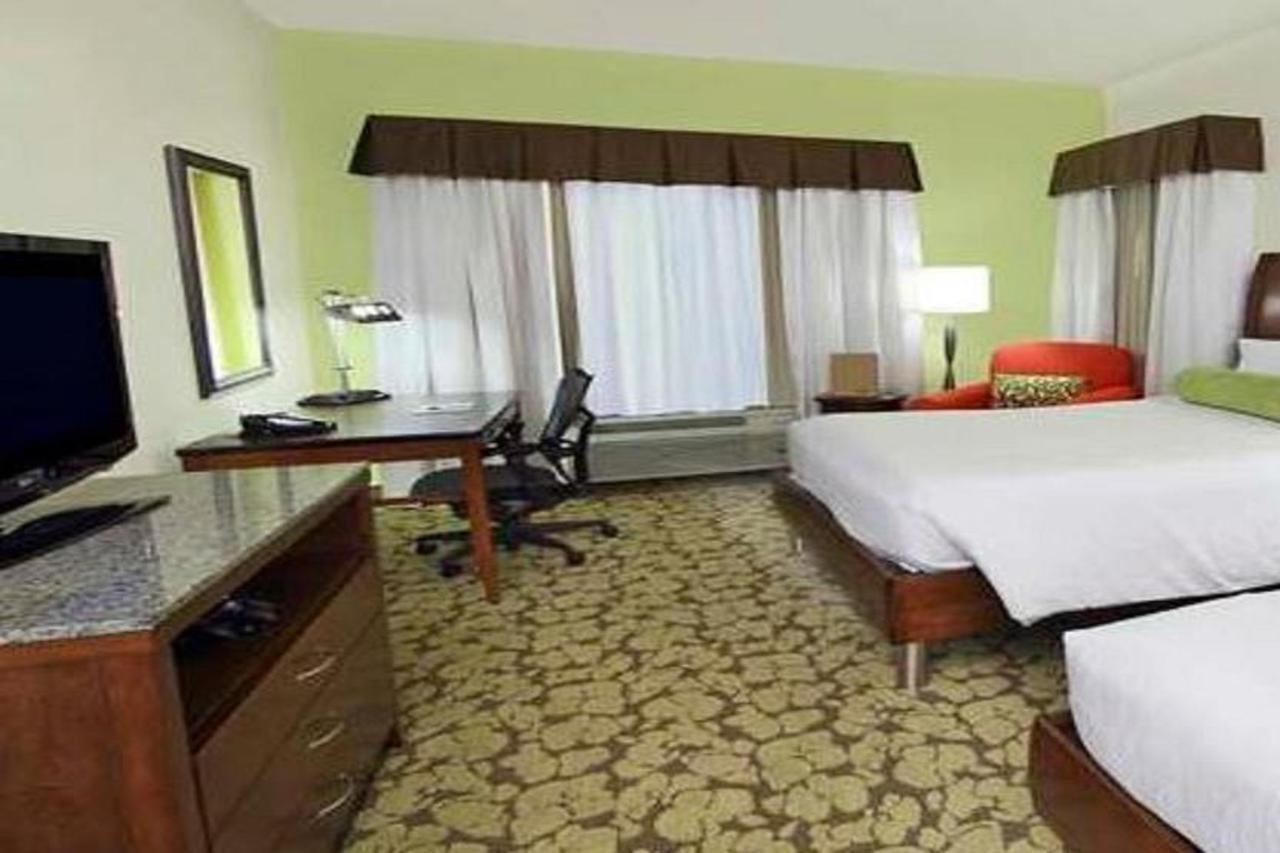 Hilton Garden Inn Calabasas Exterior foto